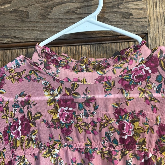 Express Pink and Purple Ruffled Long Sleeve Blouse - Picture 4 of 9